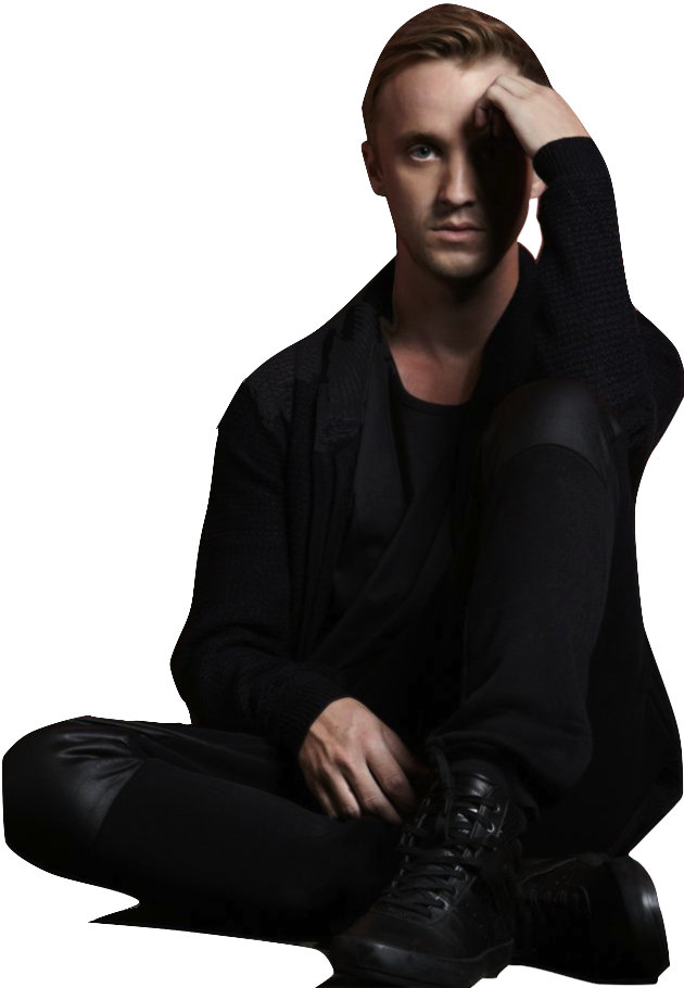 Sitting Png - Tom Felton Png Clipart (630x910), Png Download