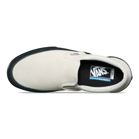 Vans Slip On Pro Classic White/black - Slip-on Shoe Clipart (1024x531), Png Download