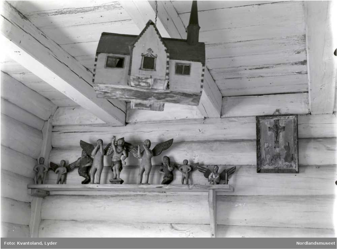 Old Sculptures In Rørstad Church - House Clipart (1798x903), Png Download