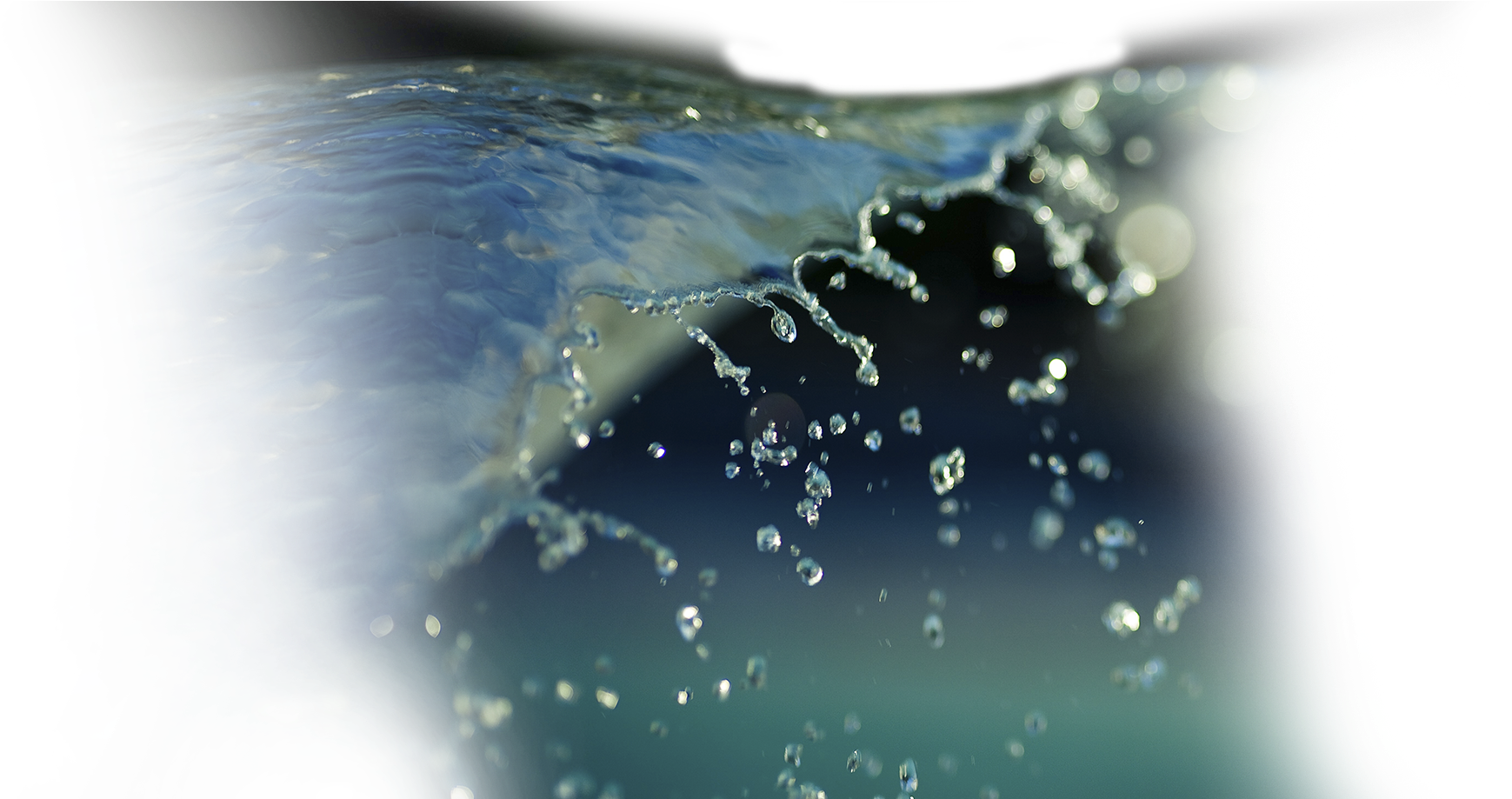 Z Wave Water Leak@2x - Macro Photography Clipart (1857x918), Png Download