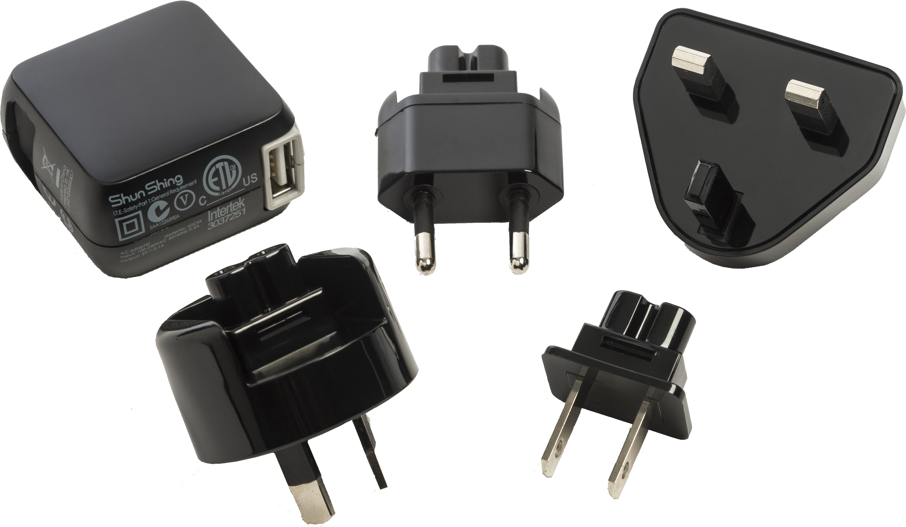 Ac Charger With International Adapters Clipart (4291x2864), Png Download