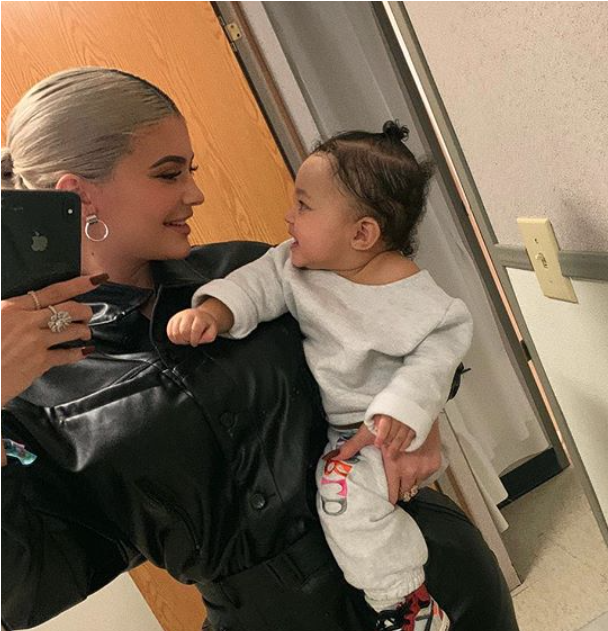 The First Cracking Words Of Her Daughter Stormi, 9 - Stormi Webster Clipart (1200x630), Png Download