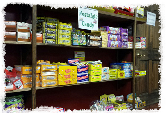 Full-service Candy Shoppe - Convenience Store Clipart (693x470), Png Download