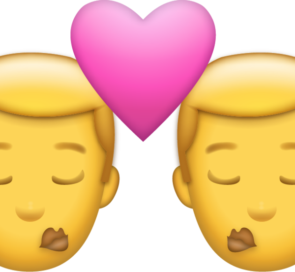 Kiss Emoji Iphone Clipart (600x553), Png Download