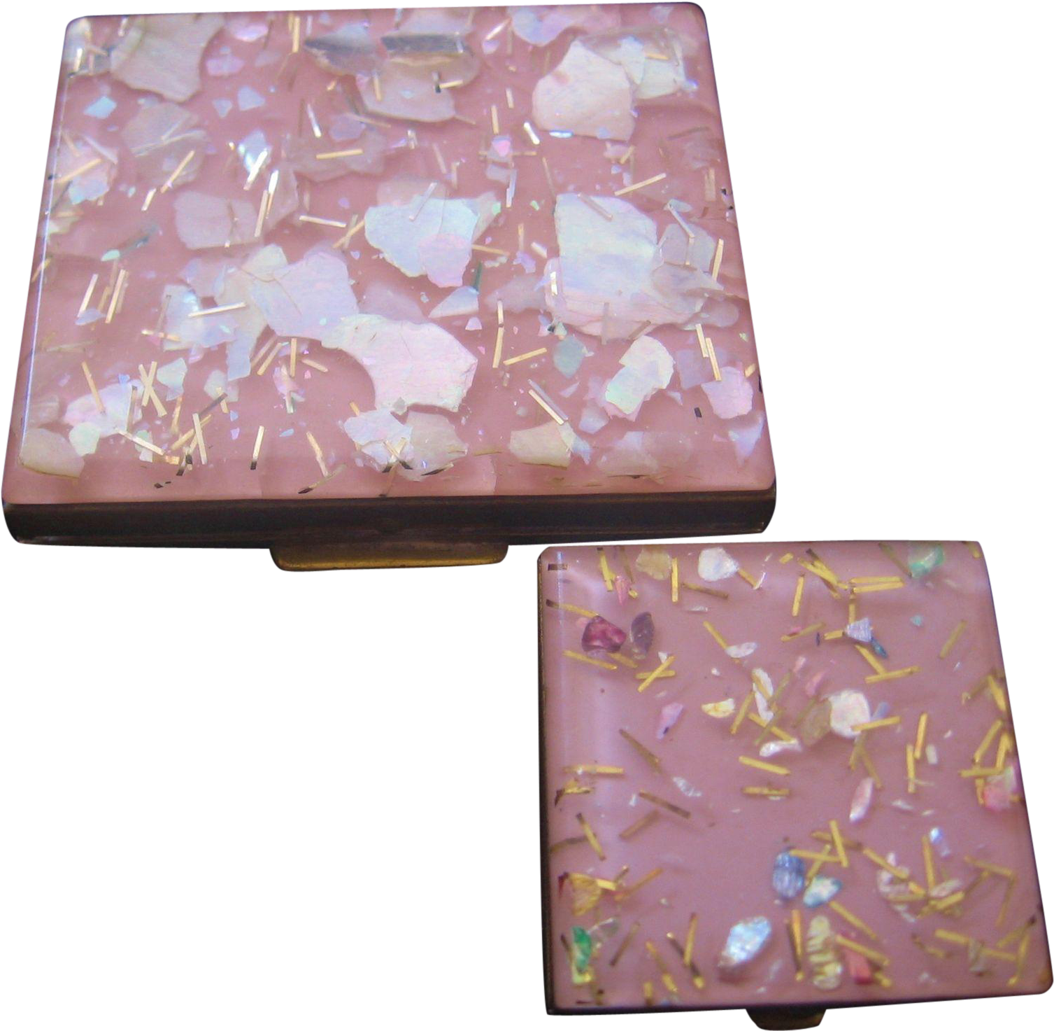 Vintage 1950's Pink Lucite Confetti Compact And Pill - Fudge Clipart (1506x1506), Png Download