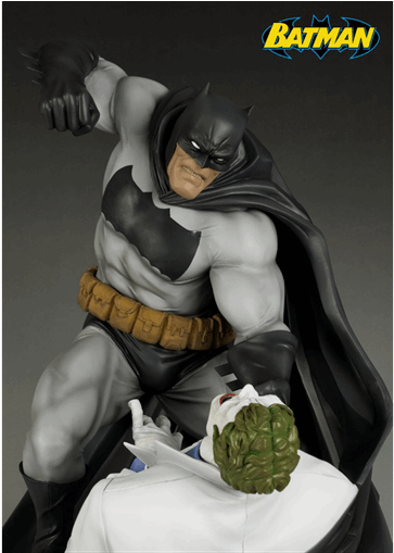 The Dark Knight Returns - Frank Miller Dark Knight Statue Clipart (600x600), Png Download