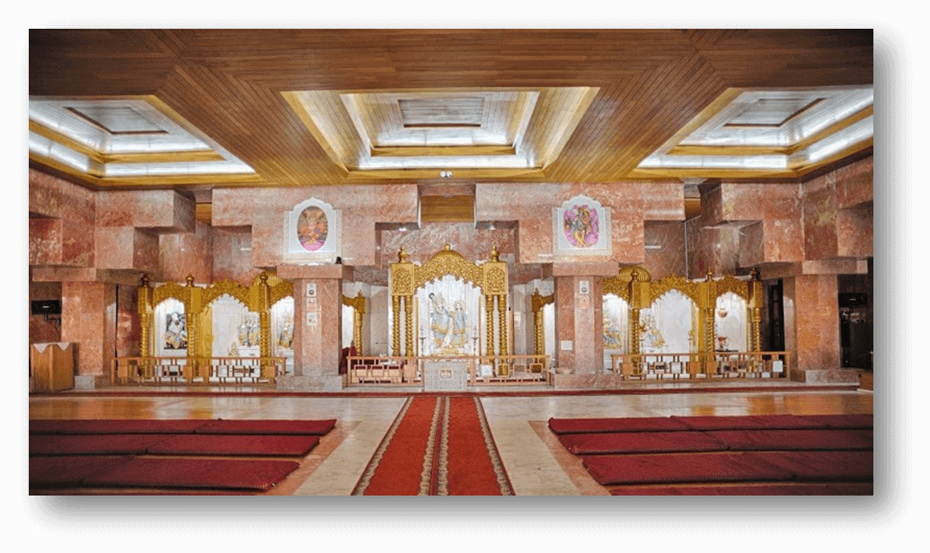 Interior Of Radha Krishna Temple In Lumiar, Lisbon - Ceiling Clipart (1035x616), Png Download