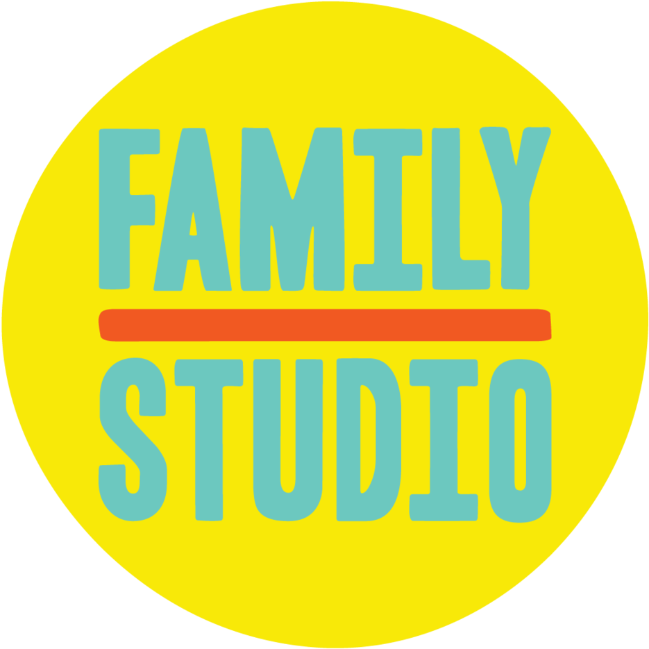 Familystudio Logo-05 - Circle Clipart (1000x1000), Png Download