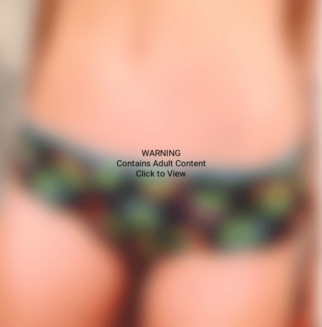 Miley Cyrus Underwear Photo - Navel Clipart (630x639), Png Download