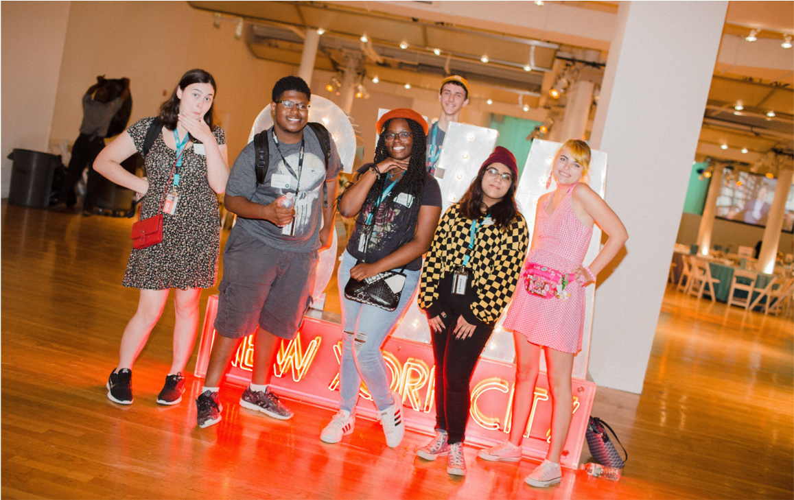 Photo By Bridget Badore - Girl Clipart (1470x728), Png Download