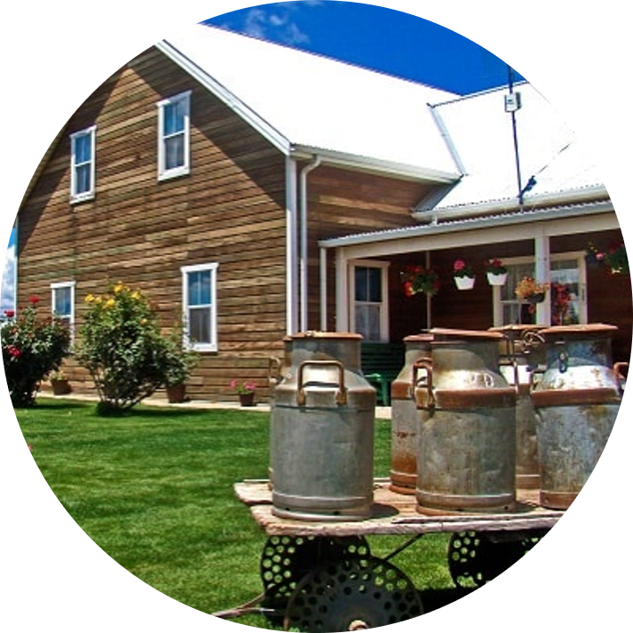 Cuauhtémoc, Chihuahua Monthly Beekeepers' Association - Cottage Clipart (713x713), Png Download