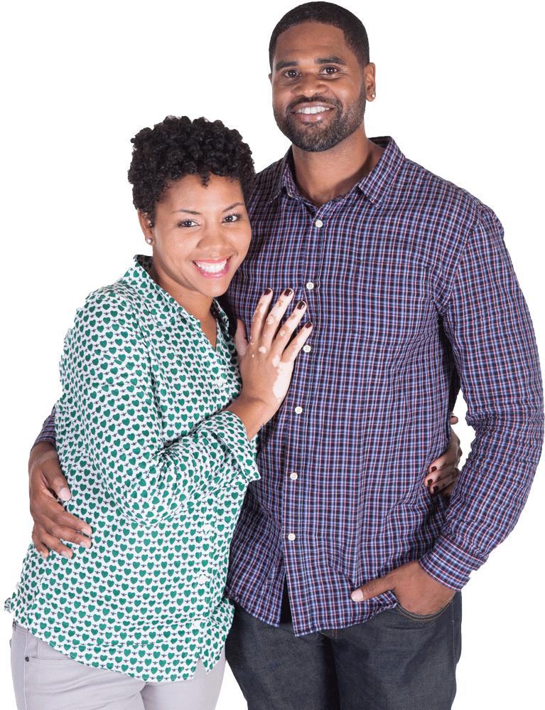 African American Couple Posing Together And Smiling - African American Couple Png Clipart (1000x1000), Png Download