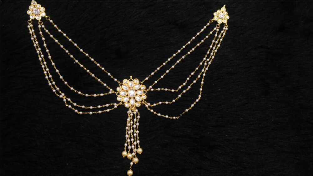 Indian Ethnic Pearl Kundan Made Hair & Head Jewelry - Chain Clipart (1000x1000), Png Download