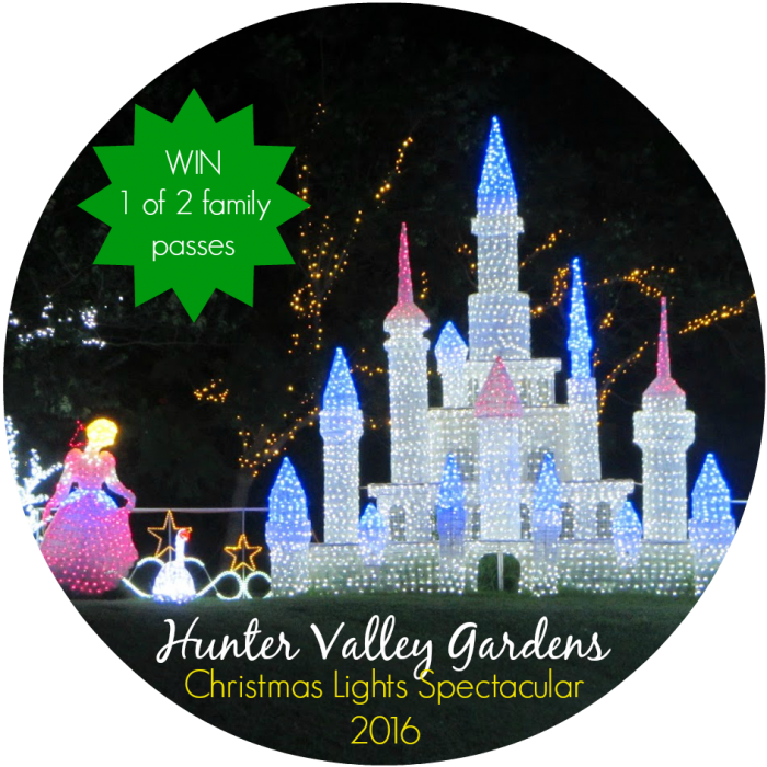 Christmas Lights Spectacular 2016 Hunter Valley Gardens - Label Clipart (700x700), Png Download