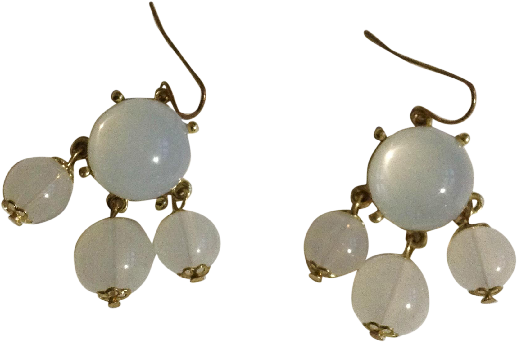 Vintage Round Moons With Three Dangling Moon Beads - Earrings Clipart (1664x1664), Png Download