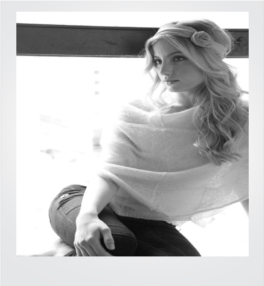 Kate-polaroid - Girl Clipart (960x560), Png Download