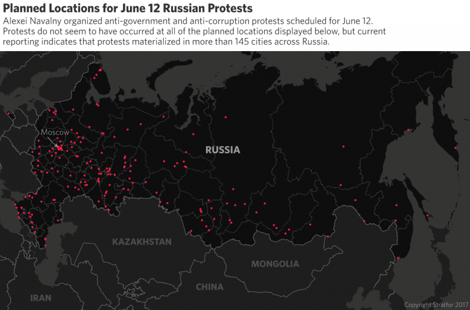 Picking Away At Putin's Support - Russia Map Clipart (940x619), Png Download