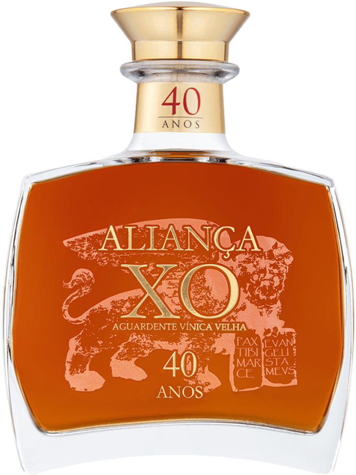 Old Brandy Aliança Xo 40 Years Old 50cl - Melhores Aguardentes Velhas Portuguesas Clipart (853x1080), Png Download