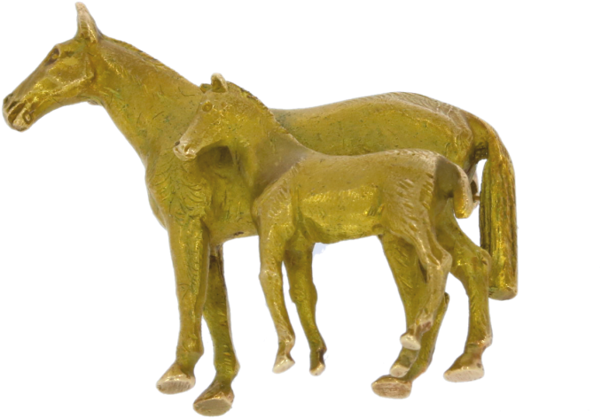 9ct Yellow Gold Mare & Foal Horse Brooch By Albaster - Figurine Clipart (800x532), Png Download