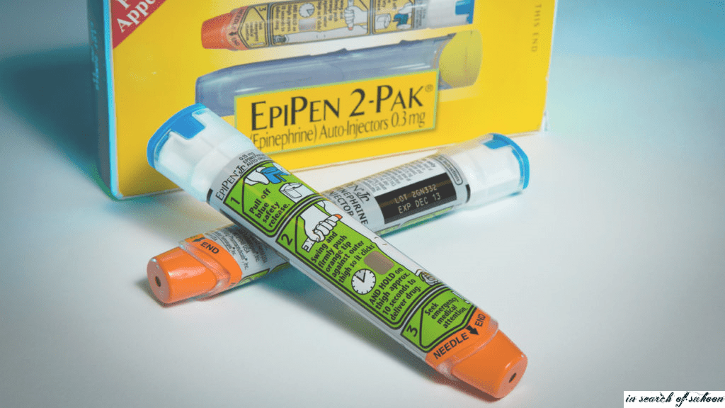 Epi Pen For Allergies - Whats An Epi Pen Clipart (1024x576), Png Download