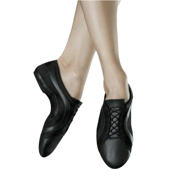 Jazz Shoes Transparent Background - Ballet Flat Clipart (570x708), Png Download