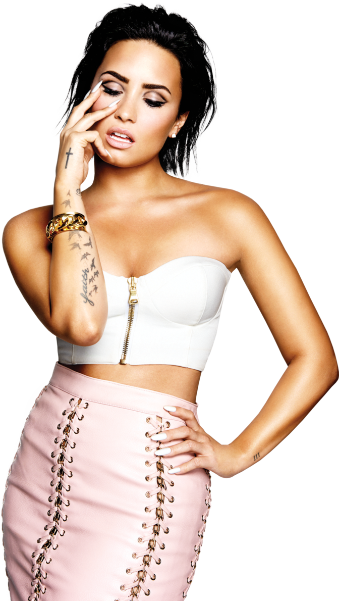 Demi Lovato Photoshoot 2015 Png - Demi Lovato Confident Clipart (672x1190), Png Download