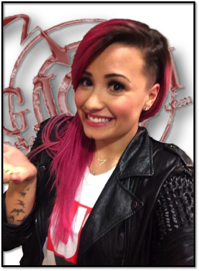 Demi Lovato Shaved Part Of Her Head - Girl Hair Shaved On One Side Clipart (687x933), Png Download