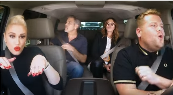 Los Dos Actores De Hollywood George Clooney Y Julia - Gwen Stefani Julia Roberts Clipart (790x444), Png Download