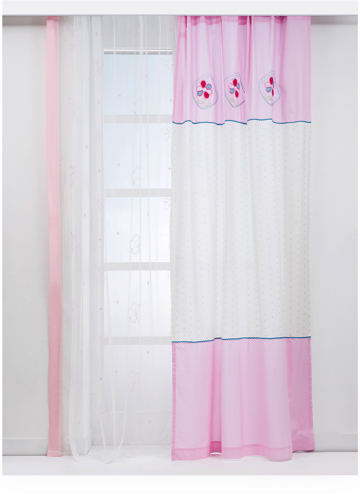Flora Curtain - Window Clipart (2120x1908), Png Download