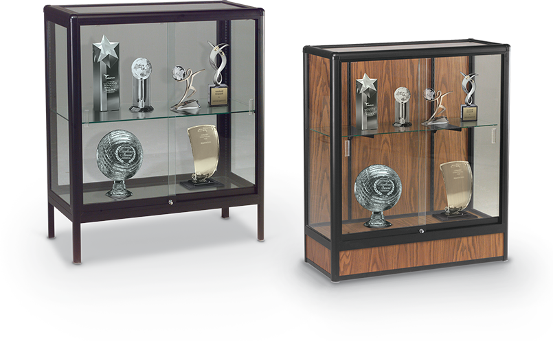 Counter Height Display Case 09 W-props Copy - Closed Display Clipart (805x497), Png Download