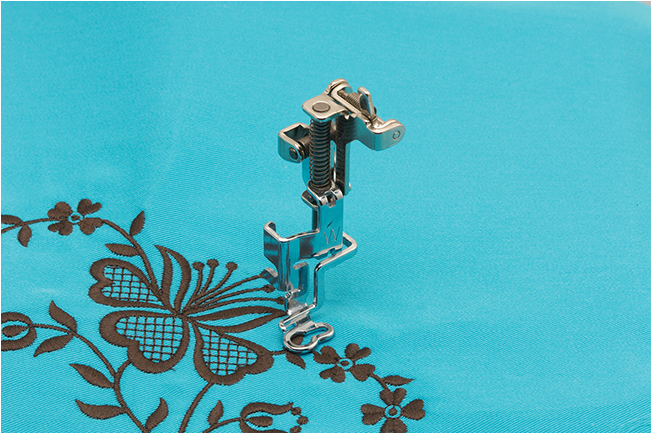 Baby Lock Embroidery Foot - Cross Clipart (650x650), Png Download