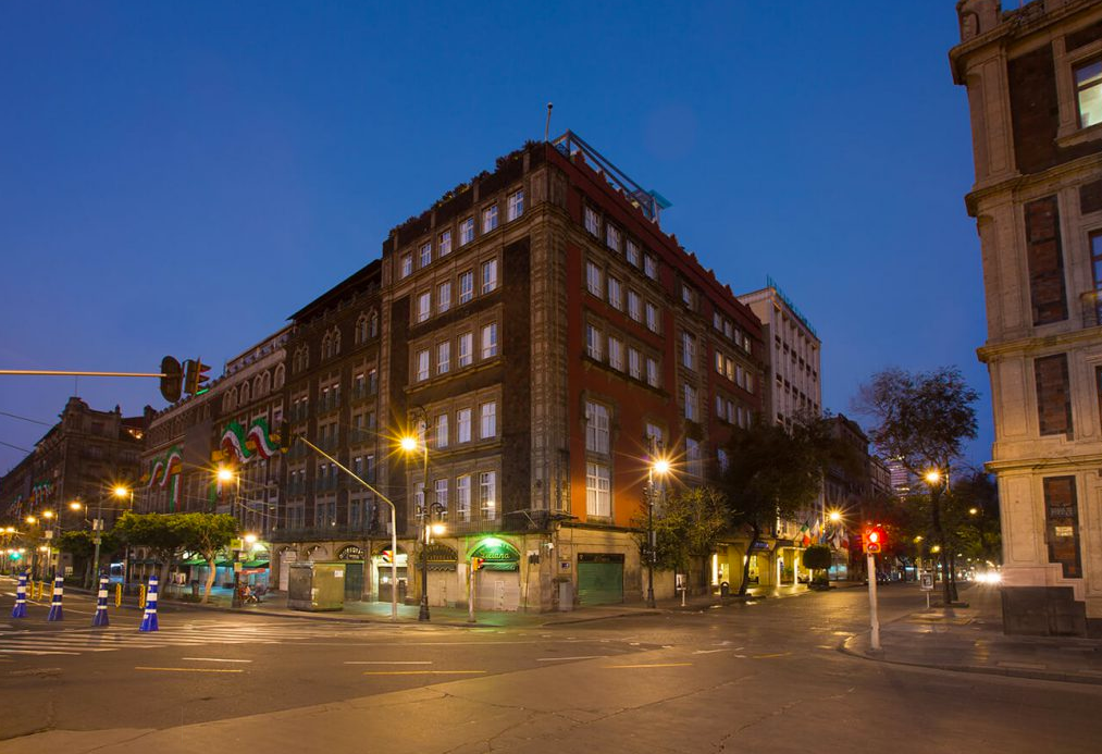 Zocalo Central Mexico City $91 - Zocalo Central Hotel Mexico City Clipart (1013x693), Png Download
