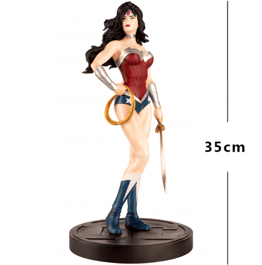Coleção Miniaturas Dc Comics Super Especial Mega Mulher - Mythologies Wonder Woman Eaglemoss Clipart (750x933), Png Download