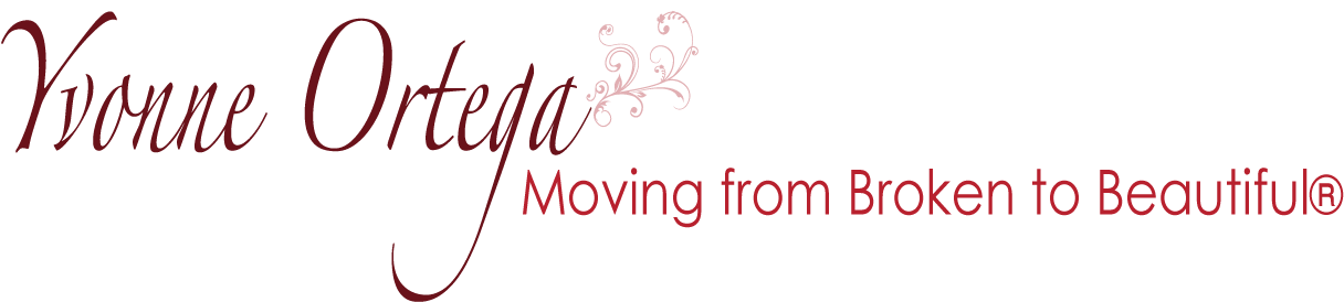 Yvonne Ortega - Aux Étangs De La Vieille Ferme Clipart (1273x278), Png Download