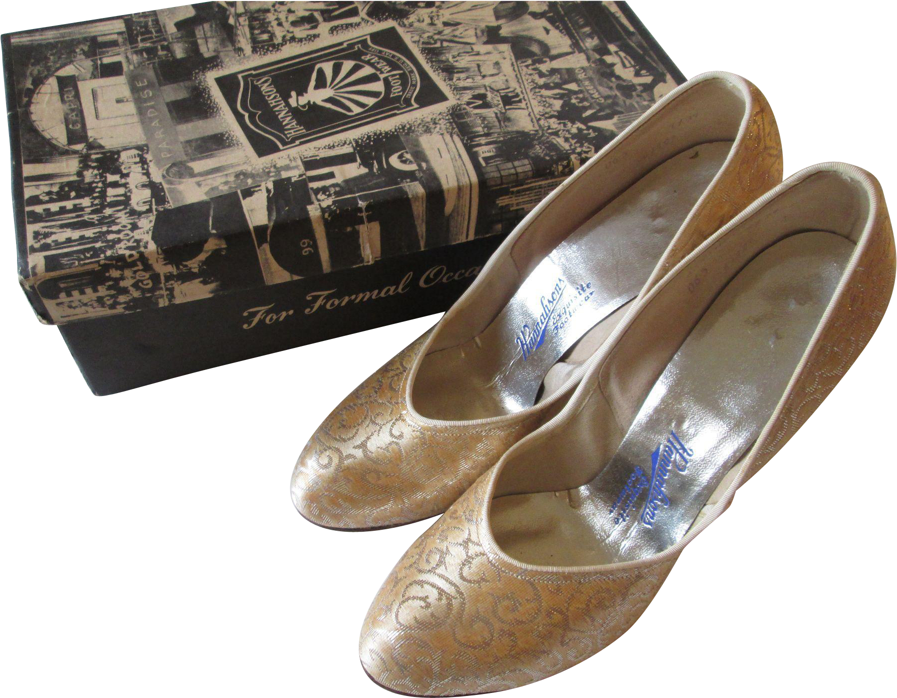Vintage 1950's Round Toe Women's Pumps In Gold Metallic - Ballet Flat Clipart (1789x1789), Png Download