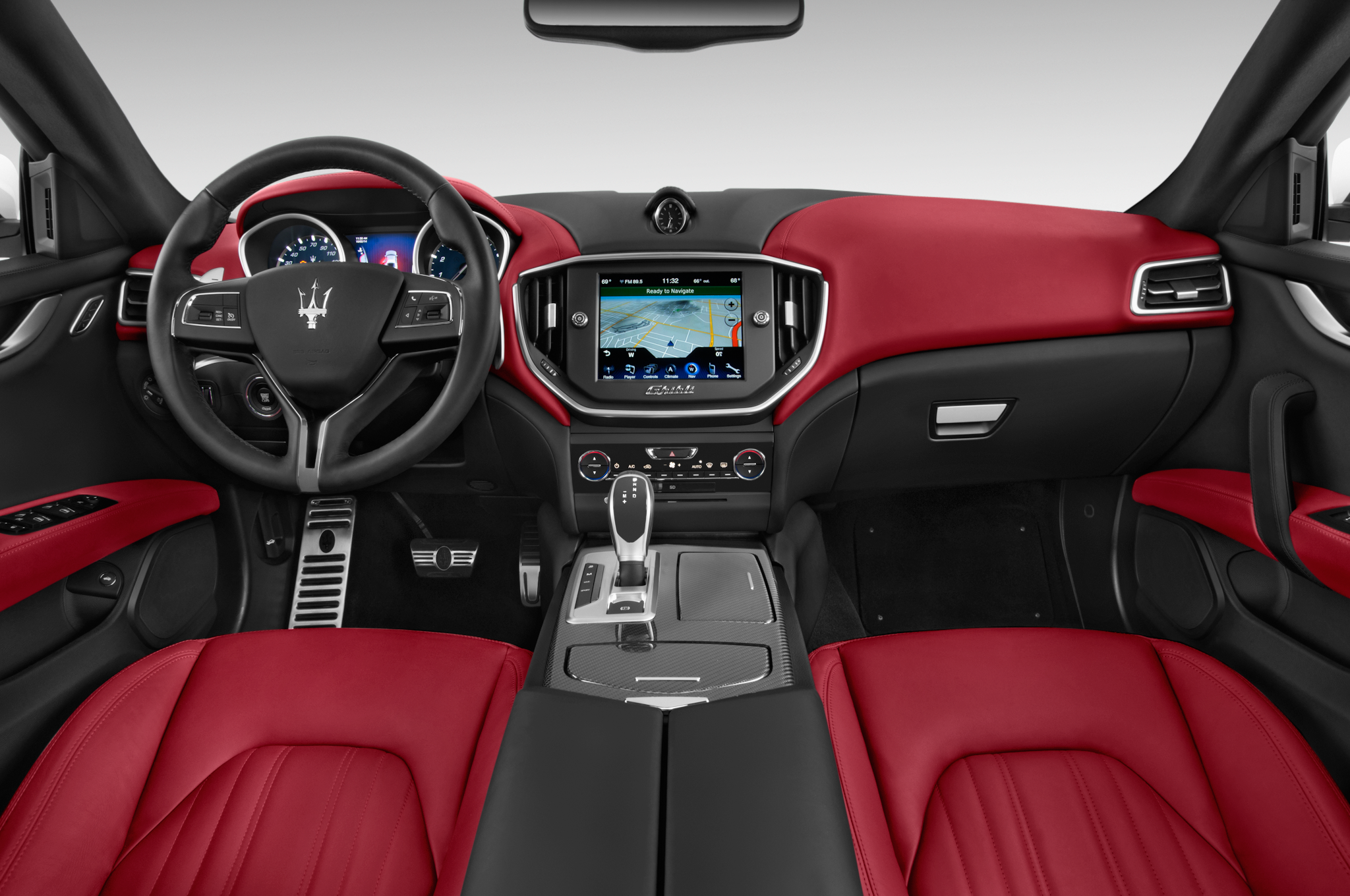 2016 Maserati Ghibli S Q4 One Week Review Automobile - Maserati Ghibli Red Interior Clipart (2048x1360), Png Download