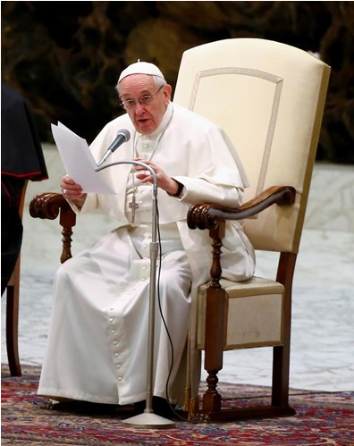 O Papa Francisco Admitiu Que No - Bishop Clipart (757x498), Png Download