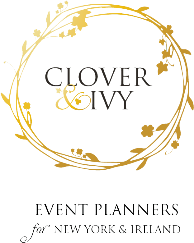 Clover And Ivy Gradient Frame Tag Transparent - Circle Clipart (623x782), Png Download