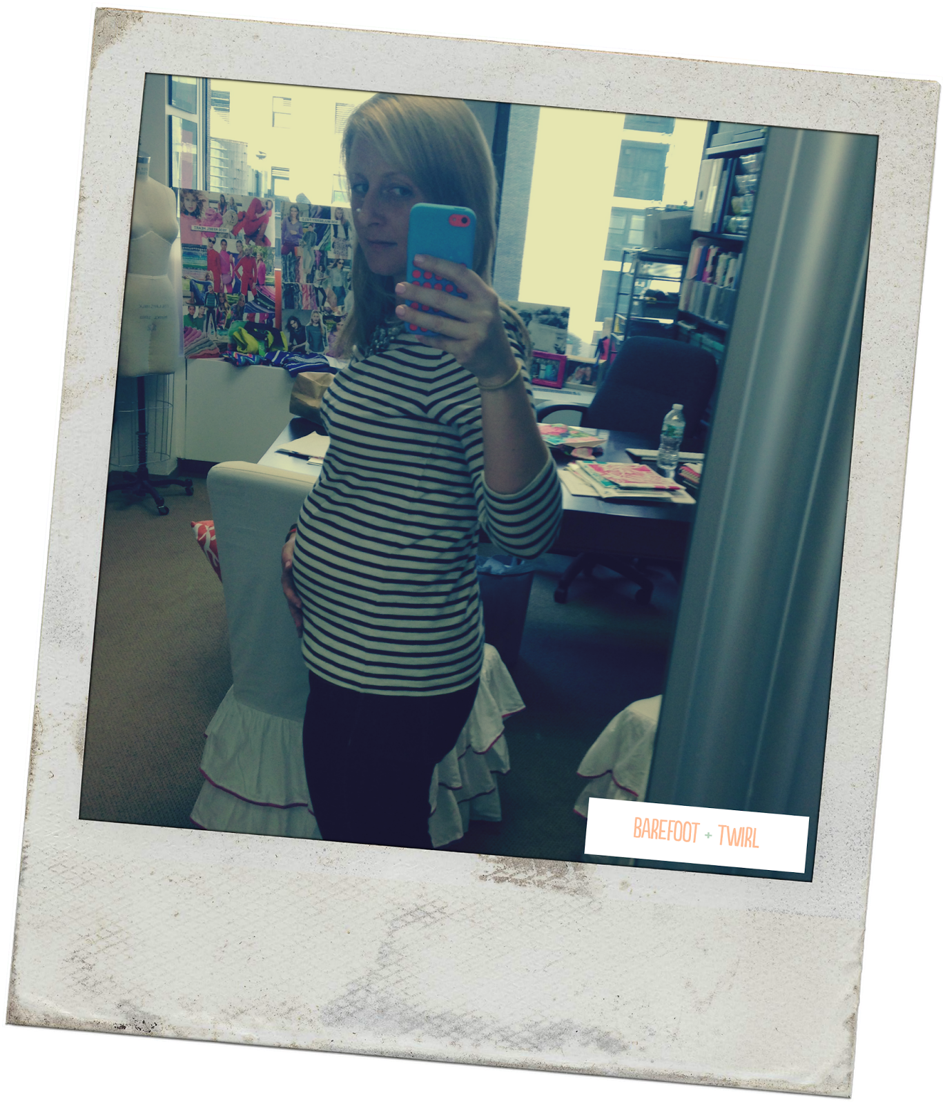 Just Say No To Mom Jeans - Snapshot Clipart (1369x1600), Png Download