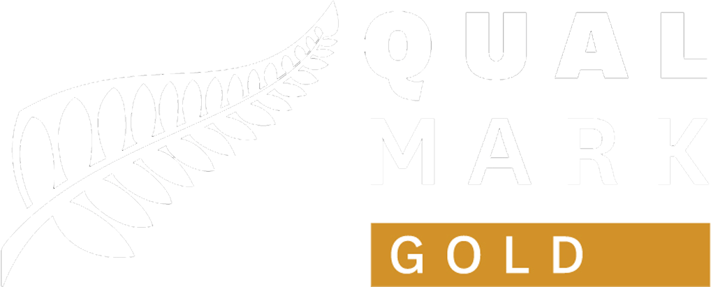 Inflite Is Proudly Qualmark Gold Clipart (1118x468), Png Download