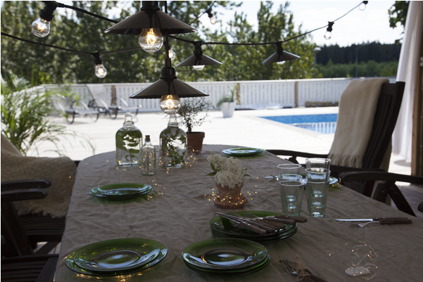 Light Chain Dew Drop Outdoor - Kitchen & Dining Room Table Clipart (600x600), Png Download