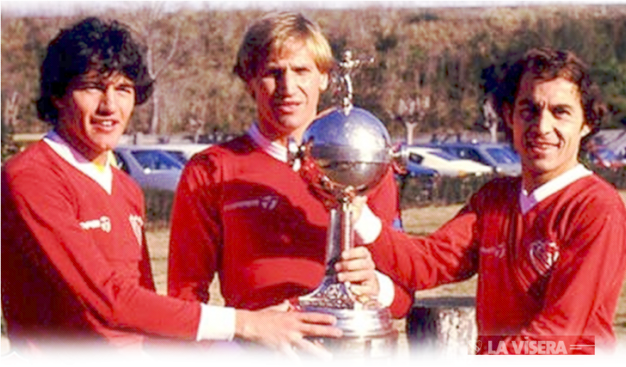 Hoy Se Cumplen 31 Años De La Obtención De La 7ma Y - Independiente Libertadores Clipart (880x525), Png Download