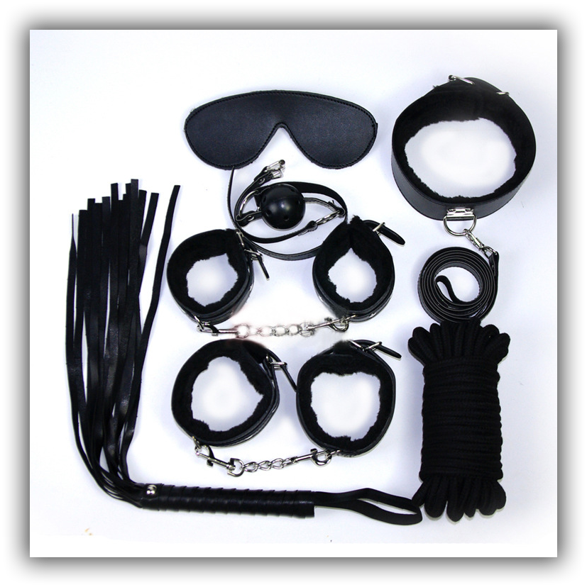 Juguetes Sexuales De Esclava Clipart (827x828), Png Download