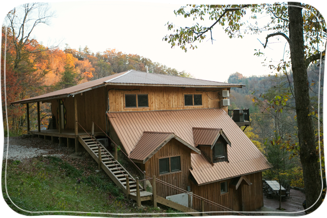 Big House Top - Red River Gorge Retreats Big House Clipart (700x467), Png Download