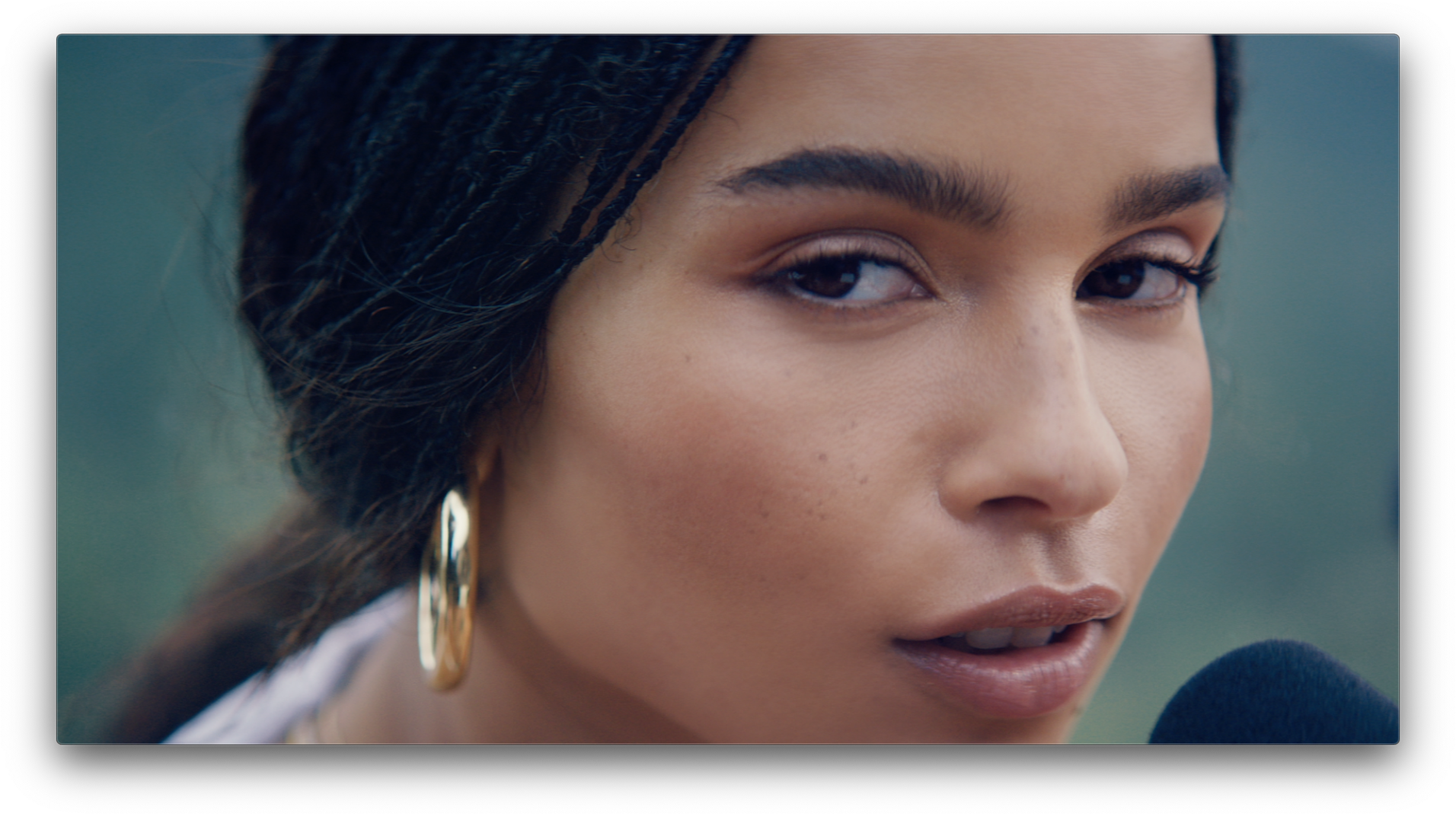 Zoe Kravitz Michelob Clipart (1920x1080), Png Download