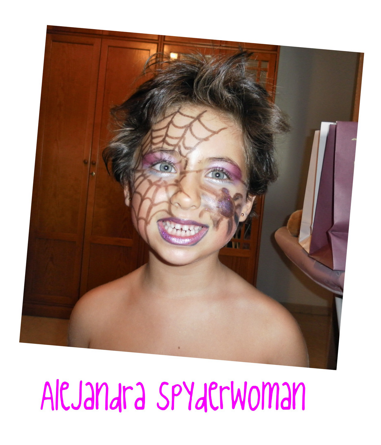 Beautiful Maquillaje - Photo Caption Clipart (1375x1600), Png Download