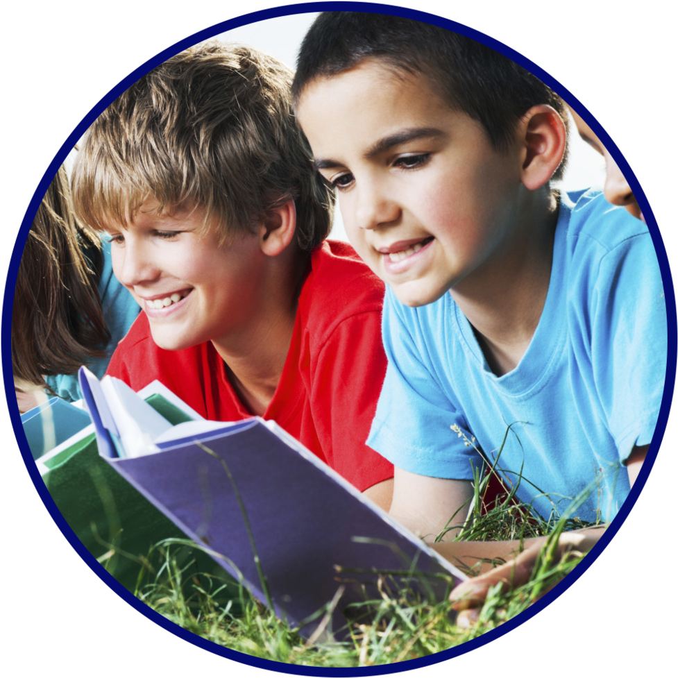 Vocab - People Group Reading Books Clipart (1000x996), Png Download