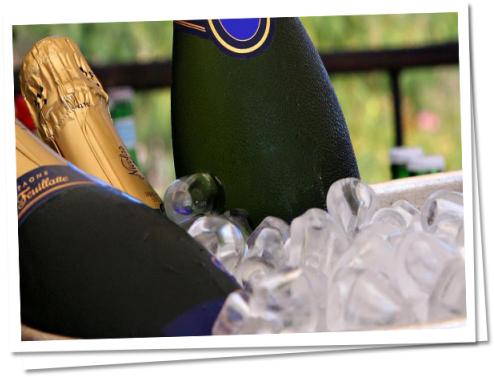 Champagne - French Champagne Bottle Clipart (640x480), Png Download