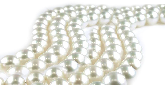Uninterrupted All White Skirt Suit Clipart (700x474), Png Download