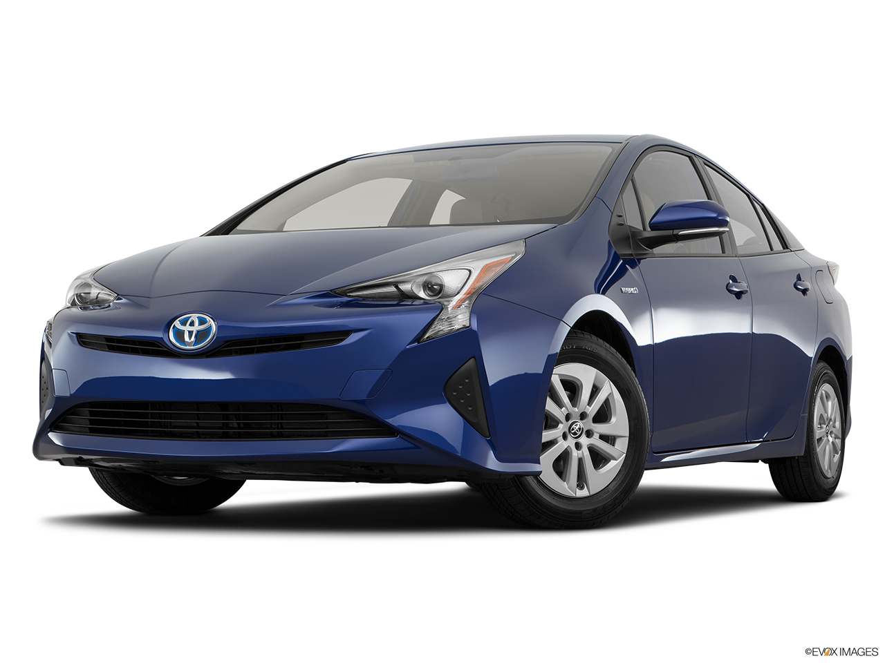 Advantages Of The 2018 Toyota Prius - Nissan Rogue 2016 Front Grill Clipart (1280x960), Png Download